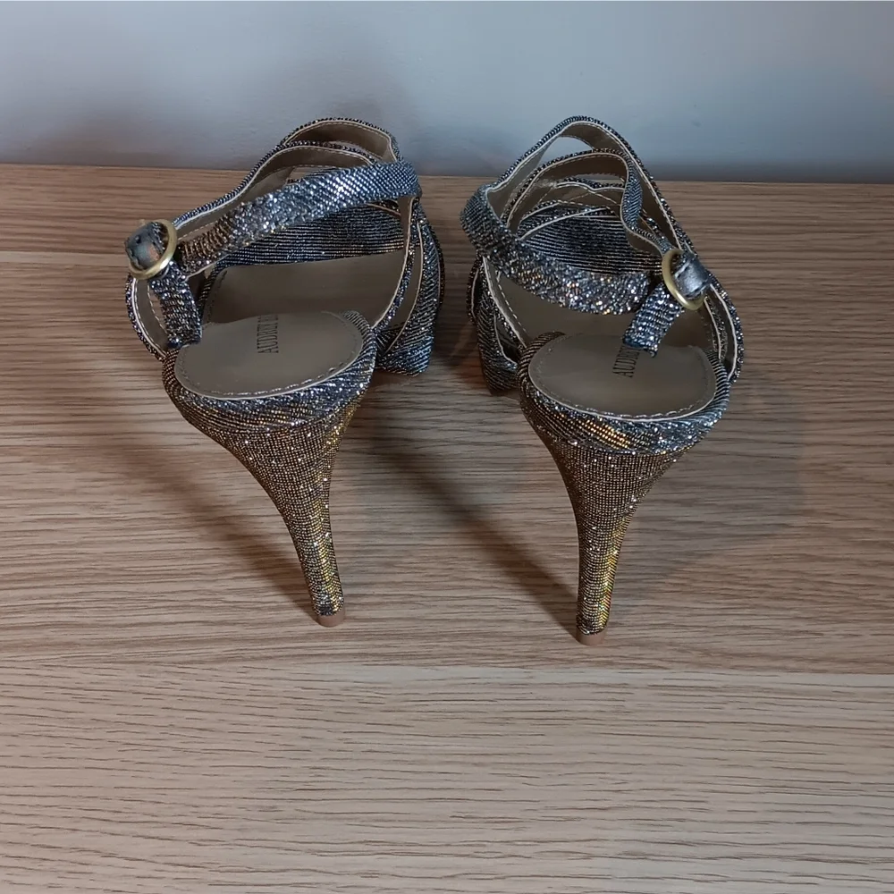 Audrey Brooke Women's Platform Heels Silver Gold 6.5M